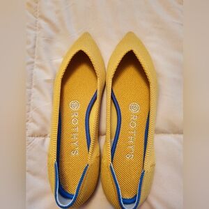 Rothy's the Point Marigold EUC size 7.5